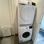 Apartment Nyrenoveret Med Balkon Og Parkering *