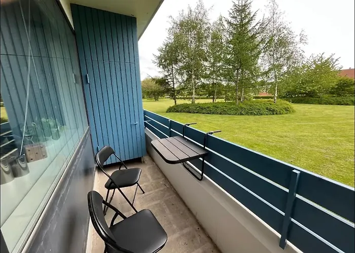 Apartament Nyrenoveret Med Balkon Og Parkering Esbjerg